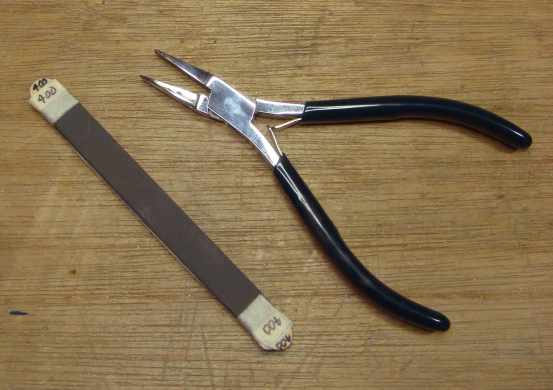 Lowther.DressingPliers1